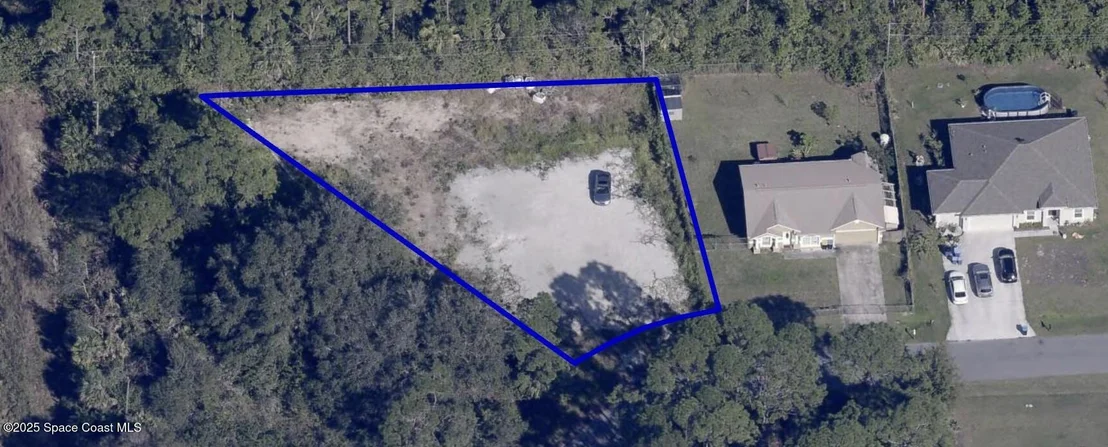 Photo of 895 Tedder Road SE