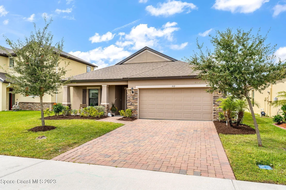 Photo of 912 Peta Way