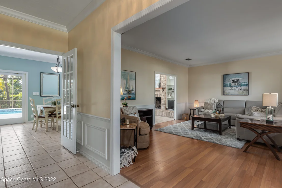 Photo of 521 Nightingale Drive