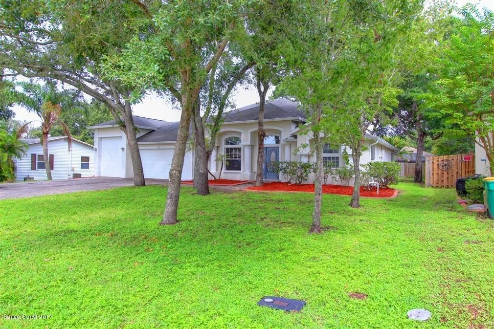 Photo of 326 Park Hill Boulevard