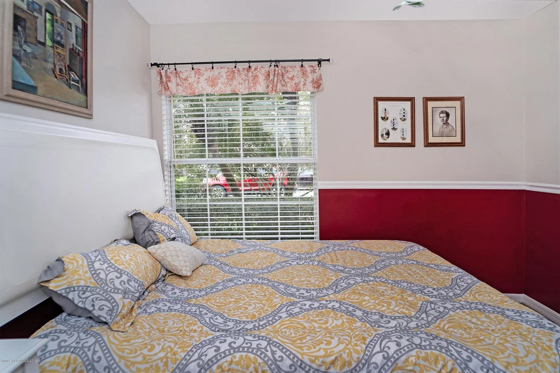 Photo of 864 Villa Drive