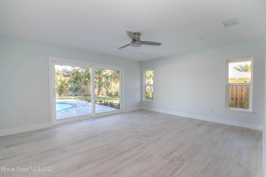 Photo of 501 Riverside Drive