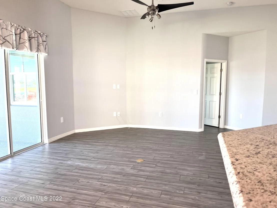 Photo of 8271 Laguna Circle