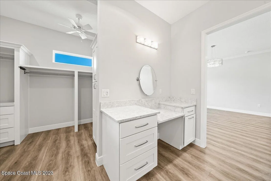 Photo of 2255 Seminole Boulevard