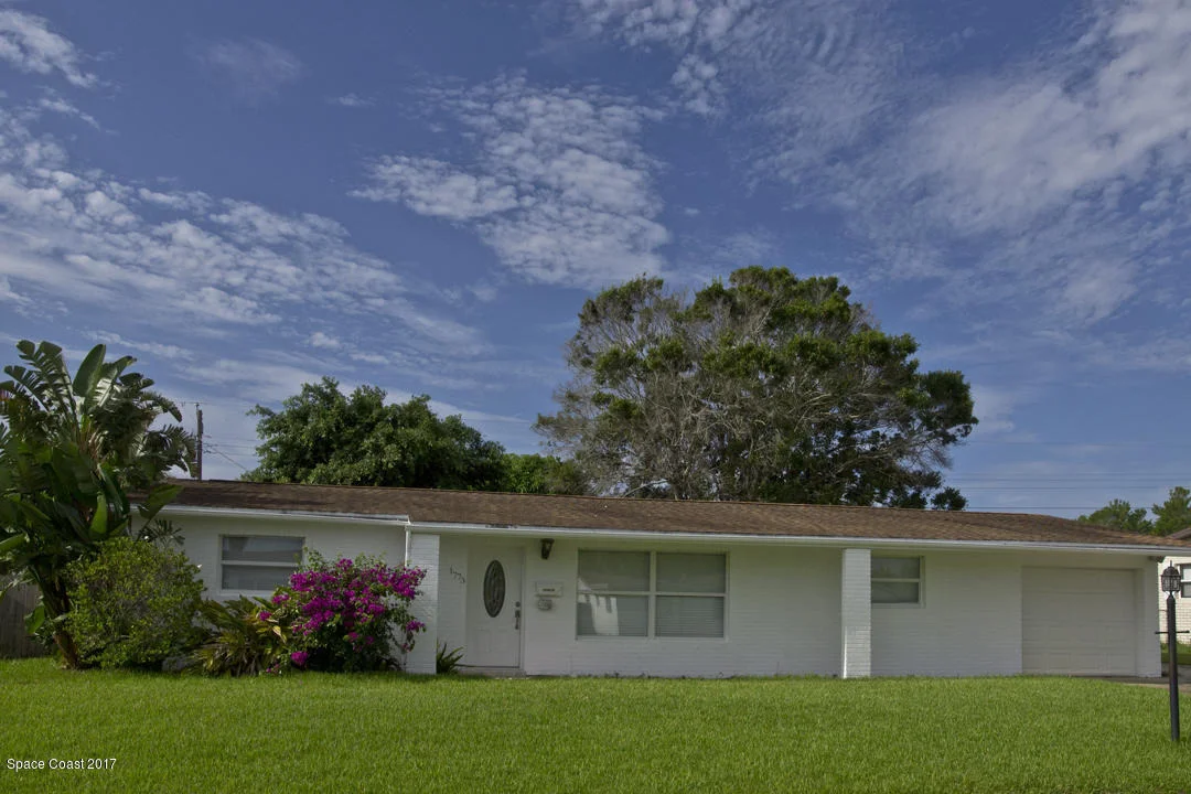 Photo of 1773 Ixora Drive W