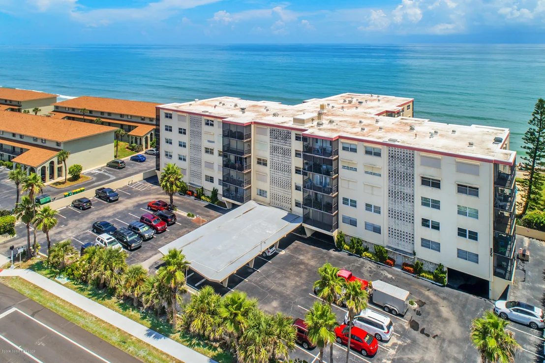 Photo of Unit 310 at 205 Highway A1a