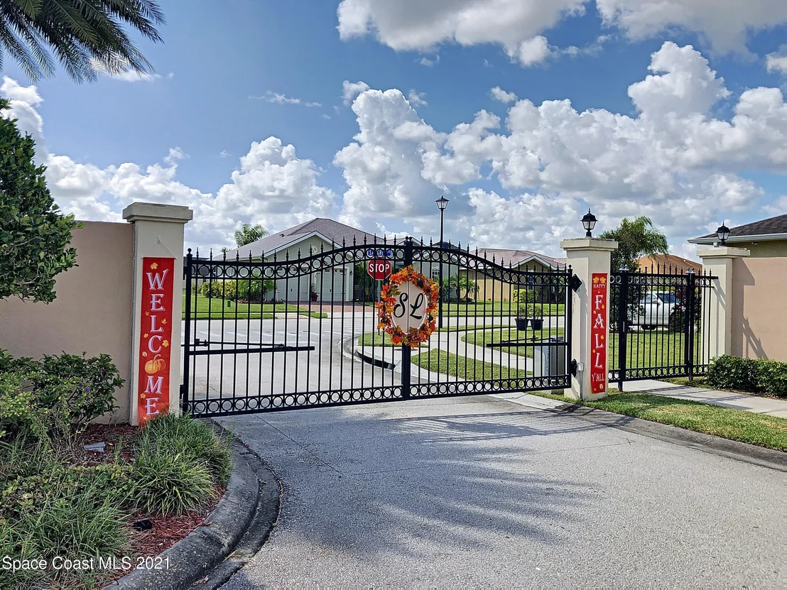 Photo of 966 Sangria Circle