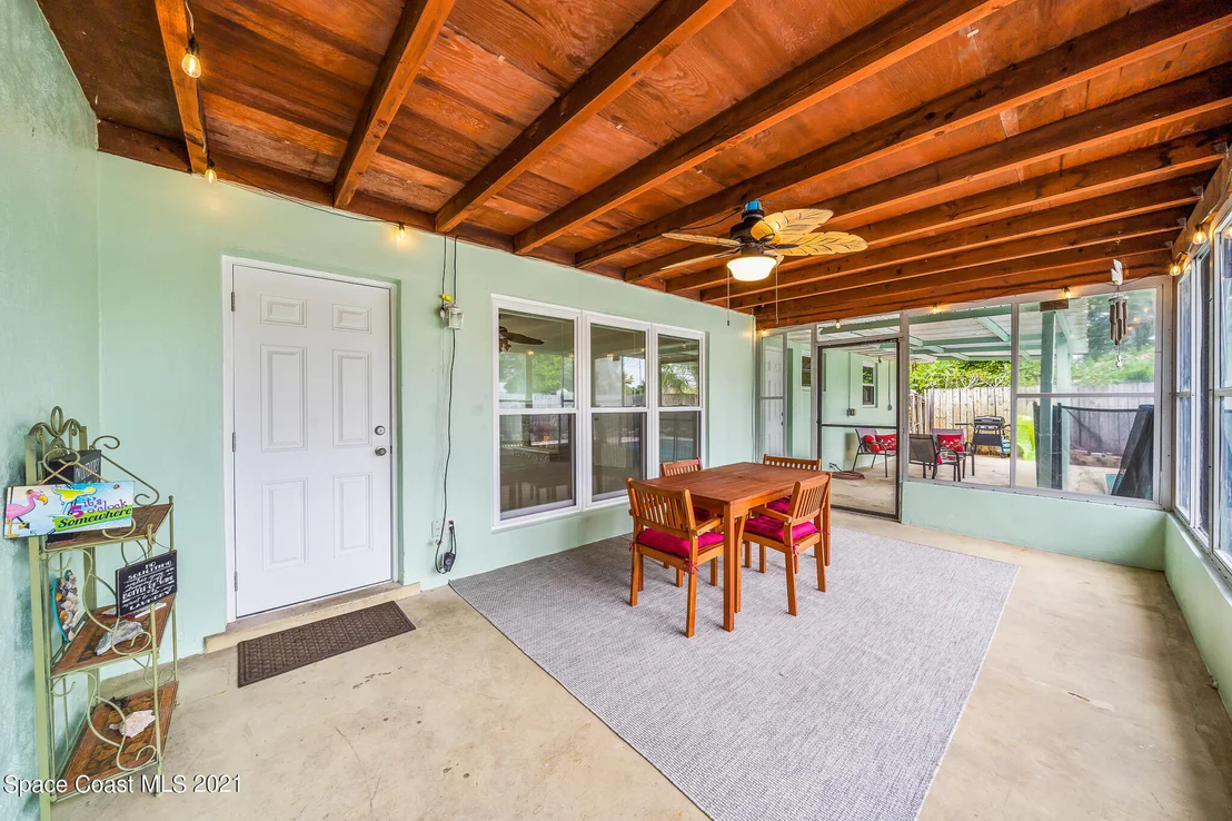 Photo of 1255 Seminole Drive
