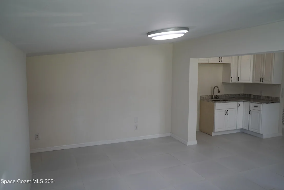 Photo of 80 Katherine Boulevard