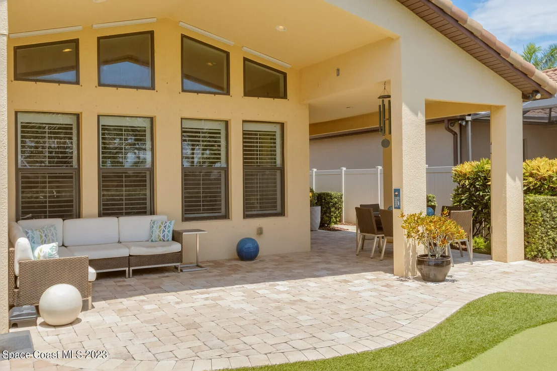 Photo of 239 Montecito Drive