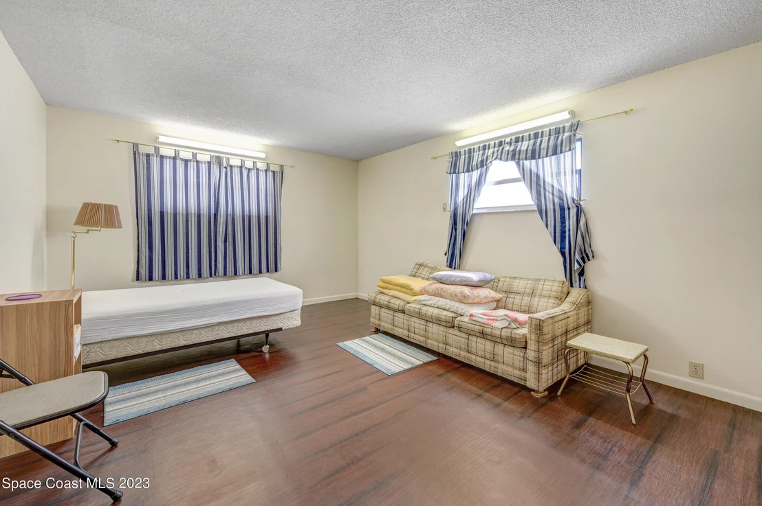 Photo of 2150 Lake Drive