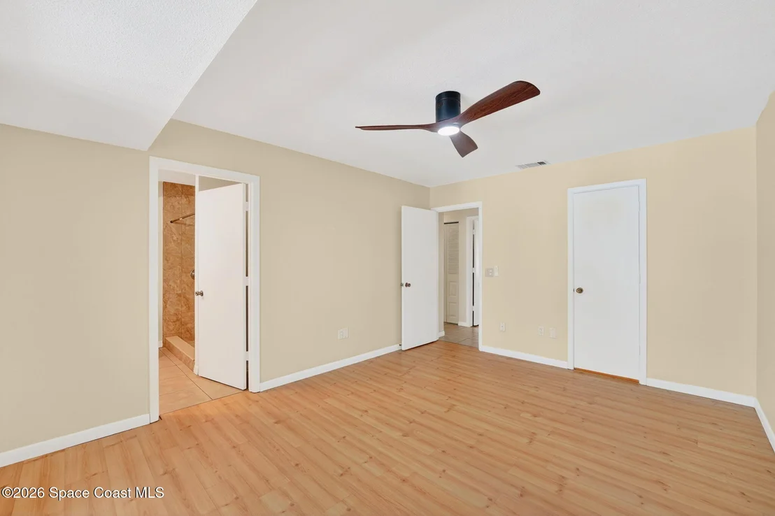 Photo of 1340 Mariposa Drive NE