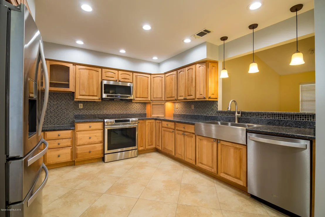 Photo of 807 Pine Valley Court
