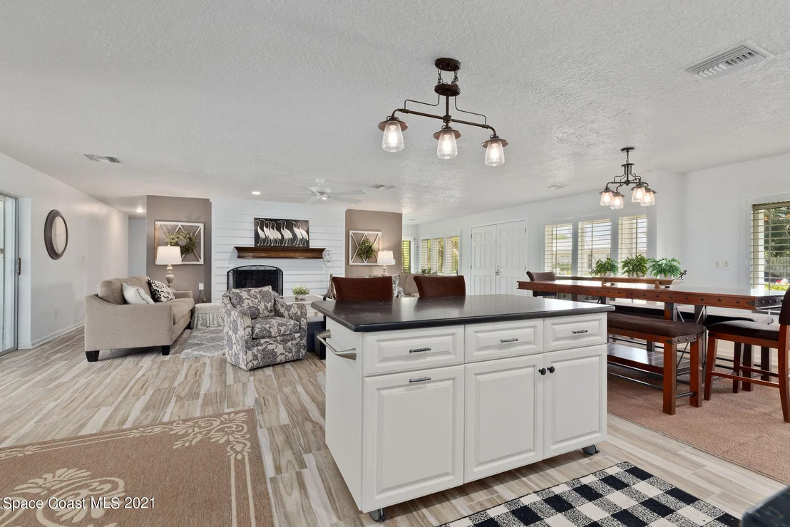 Photo of 616 Hibiscus Trail