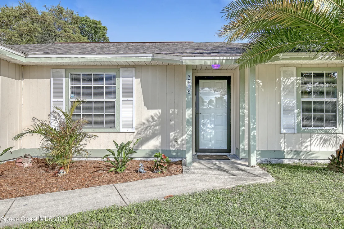 Photo of 6285 Arbor Avenue
