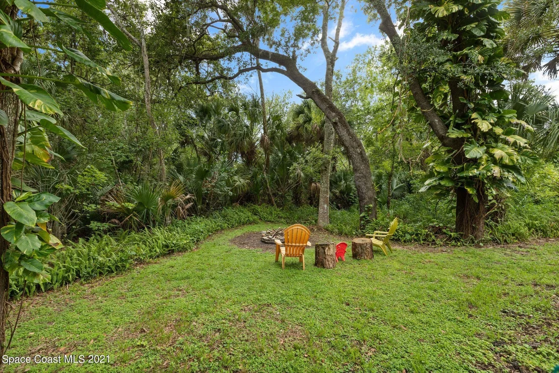 Photo of 2412 Devonswood Road
