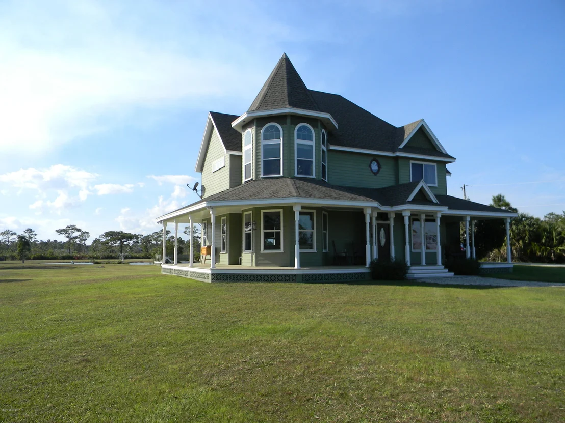Photo of 3190 Leghorn Road