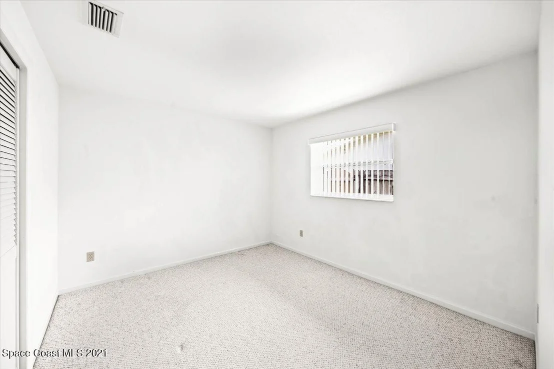 Photo of 320 Bahama Drive