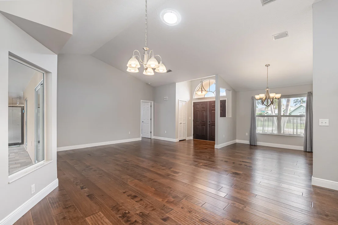 Photo of 2117 Lionel Drive