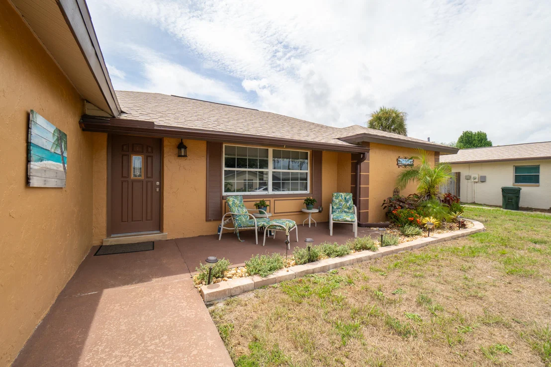 Photo of 969 Bayberry Lane