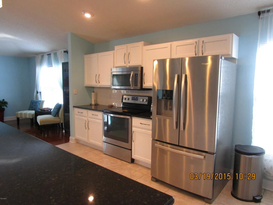 Photo of 1170 White Oak Circle