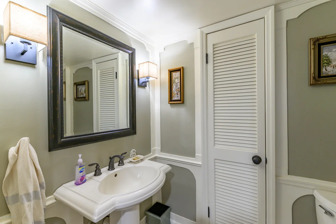 Photo of 133 Oakledge Drive