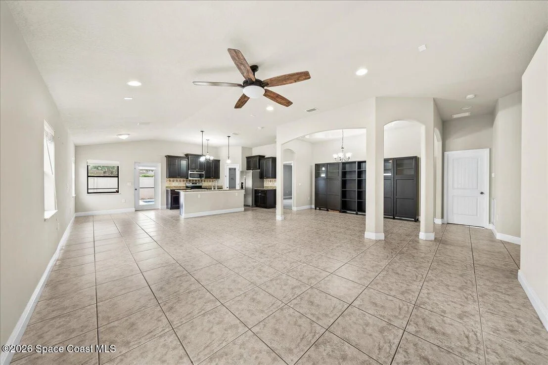 Photo of 1461 Bourke Lane