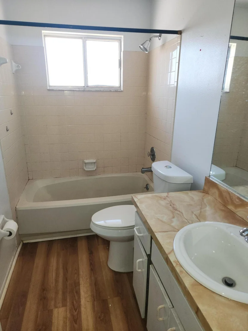 Photo of 951 Palm Street