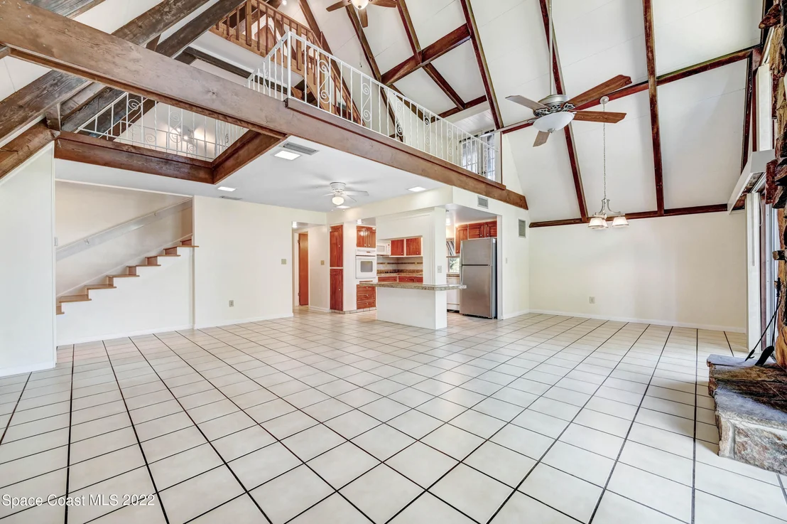 Photo of 555 Amber Lane