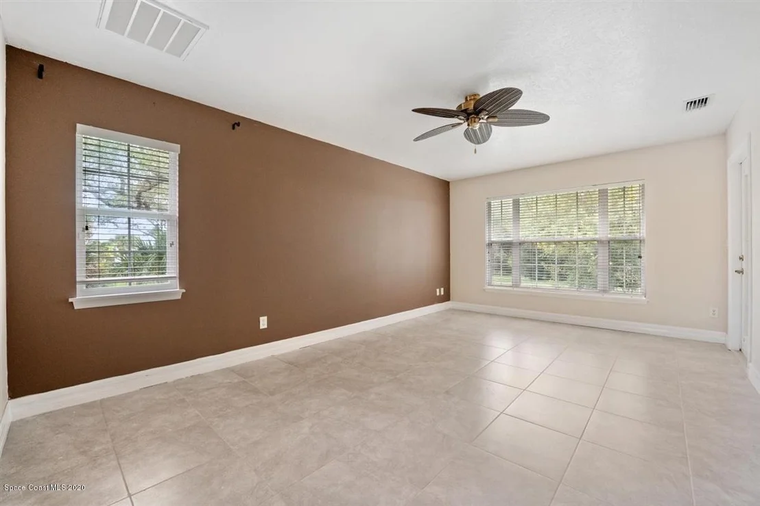 Photo of 5551 Senne Road