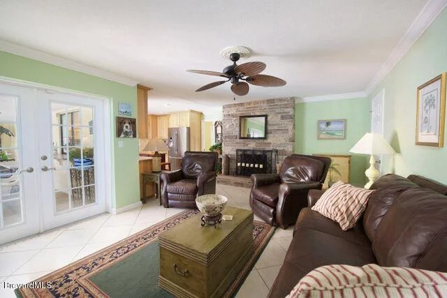 Photo of 703 Hibiscus