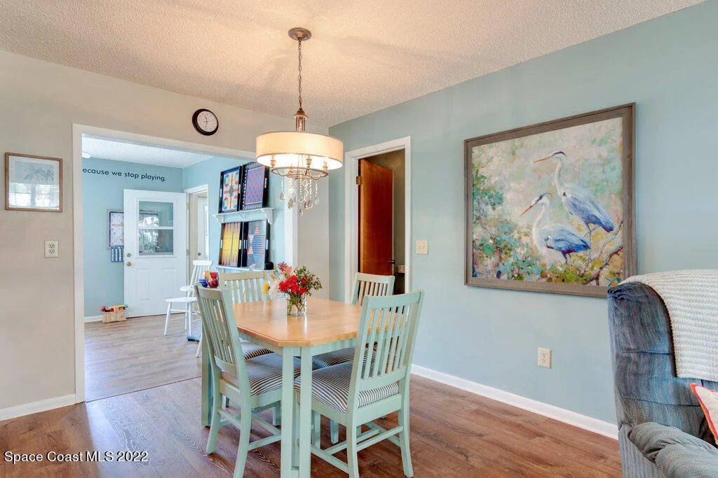 Photo of 1049 Carnation Drive
