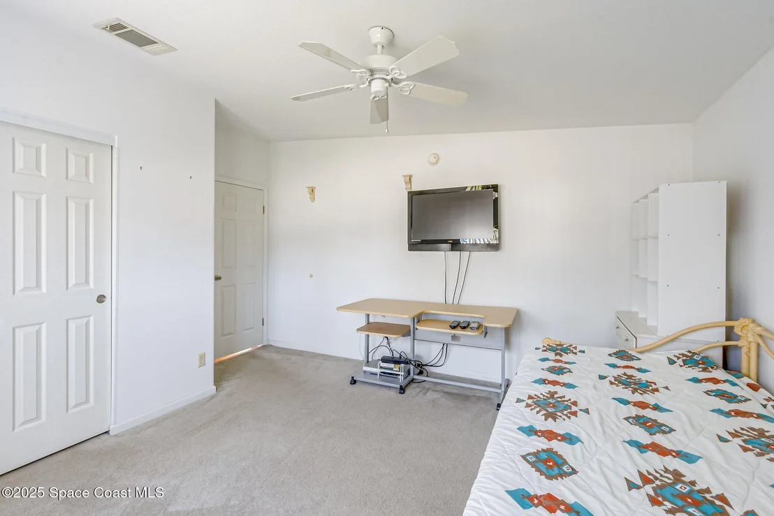 Photo of 634 Outer Drive