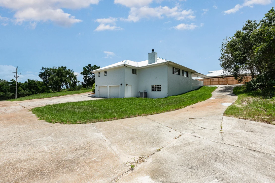 Photo of 2334 Holder Road