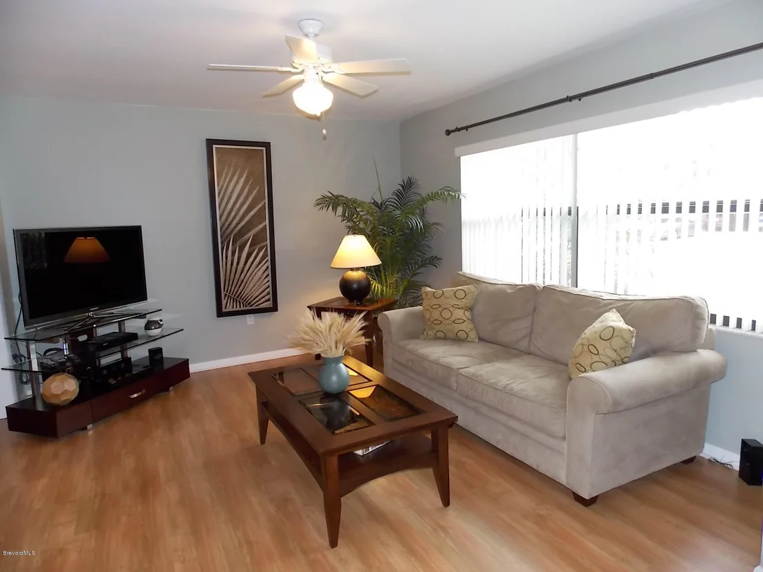 Photo of 843 Berkshire Drive