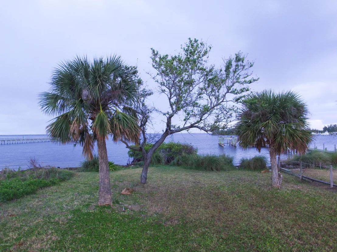 Photo of 1690 Indian River Drive