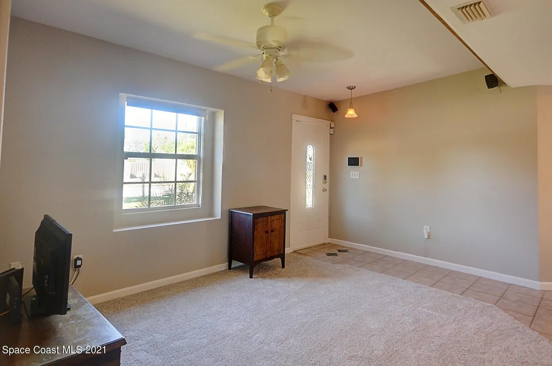 Photo of 1833 Mosswood Drive
