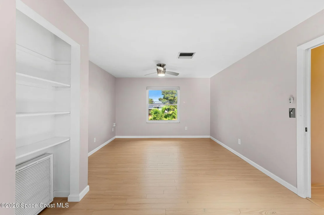 Photo of 423 6th Avenue
