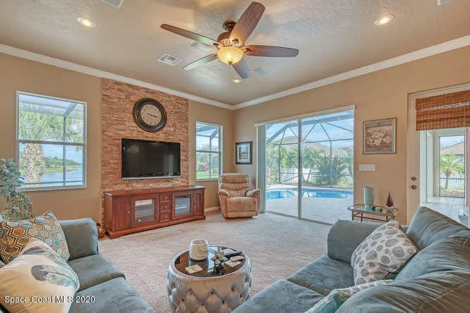 Photo of 195 Ridgemont Circle SE