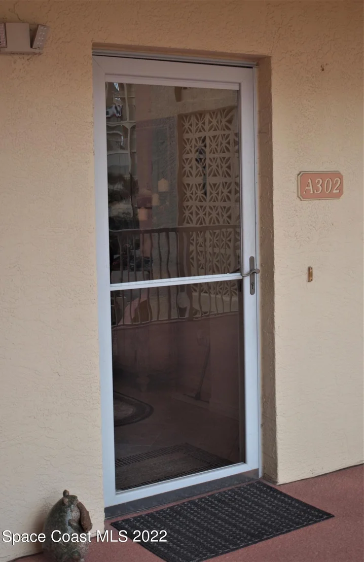 Photo of Unit 302 at 100 Riverside Drive