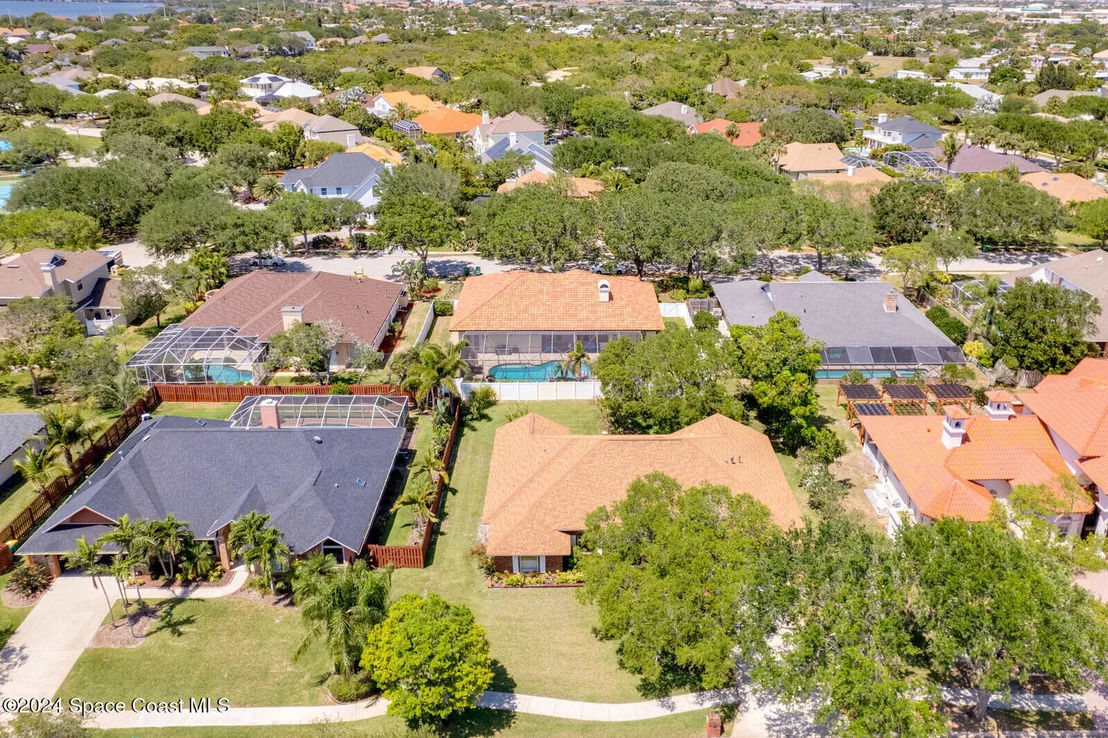 Photo of 410 Oriole Lane