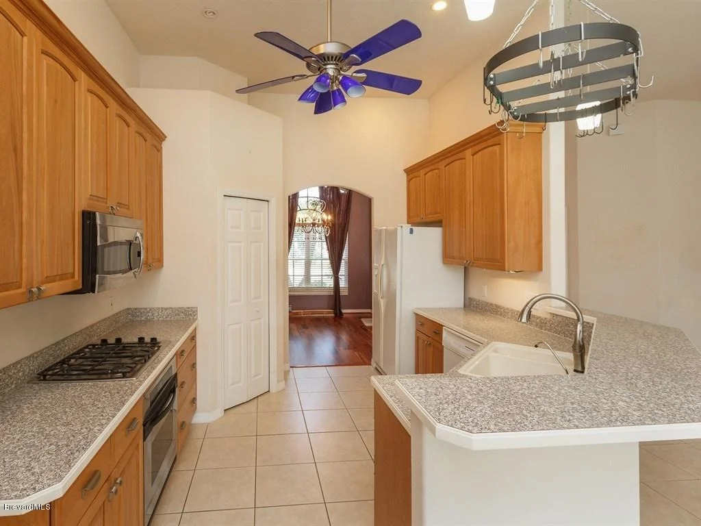 Photo of 933 Spring Oak Drive
