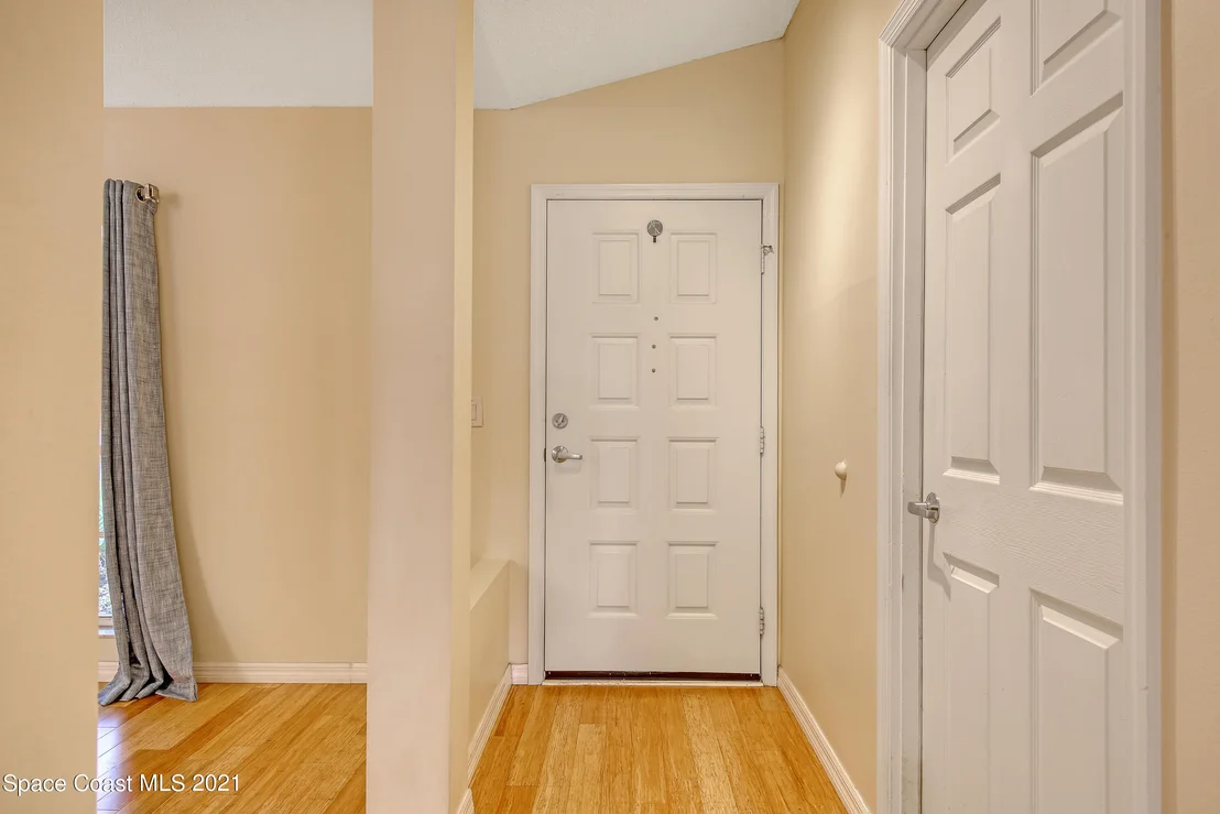 Photo of 649 Sandpiper Circle