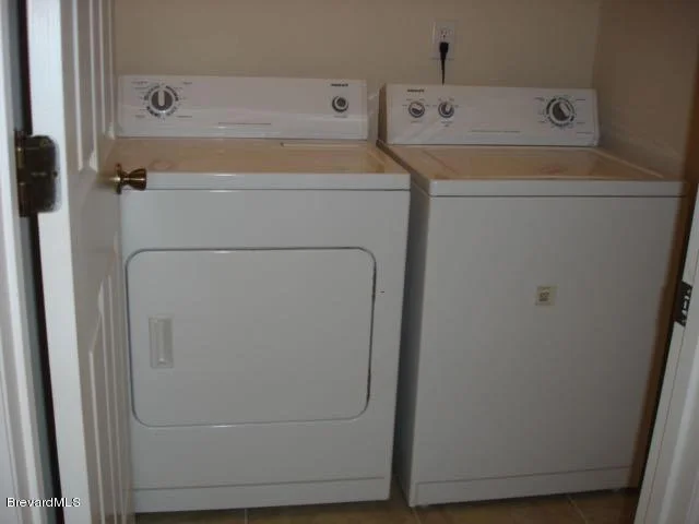 Photo of Unit 104 at 875 Luminary Circle