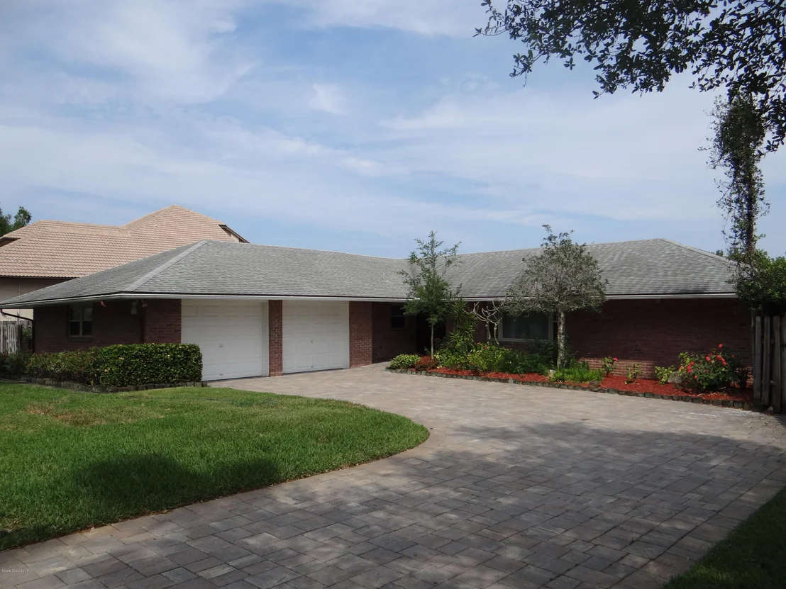 Photo of 1021 Sunswept Road NE
