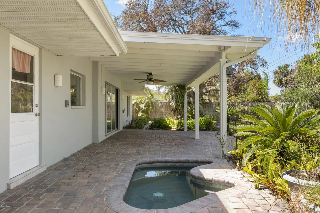 Photo of 596 Oak Ridge Drive