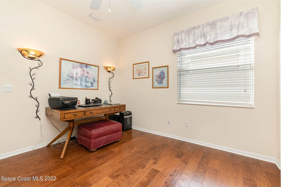 Photo of 4670 Portage Trail