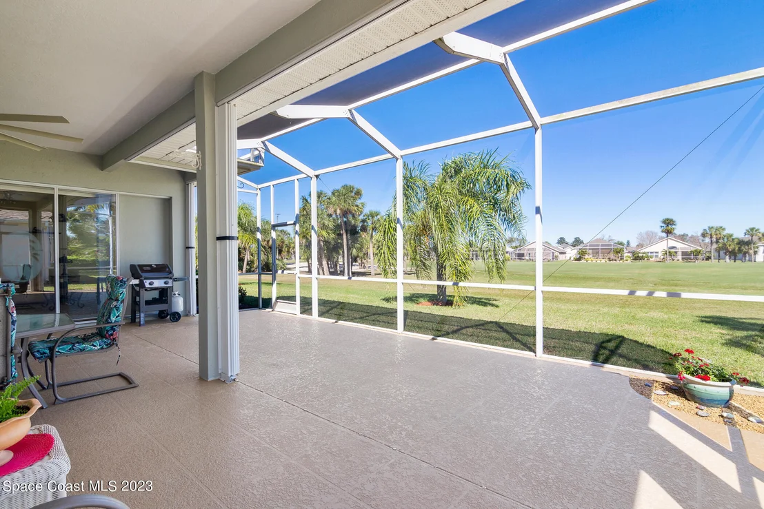 Photo of 2563 Canterbury Circle