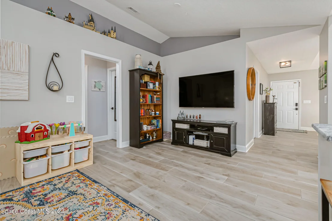 Photo of 3336 Lake View Circle