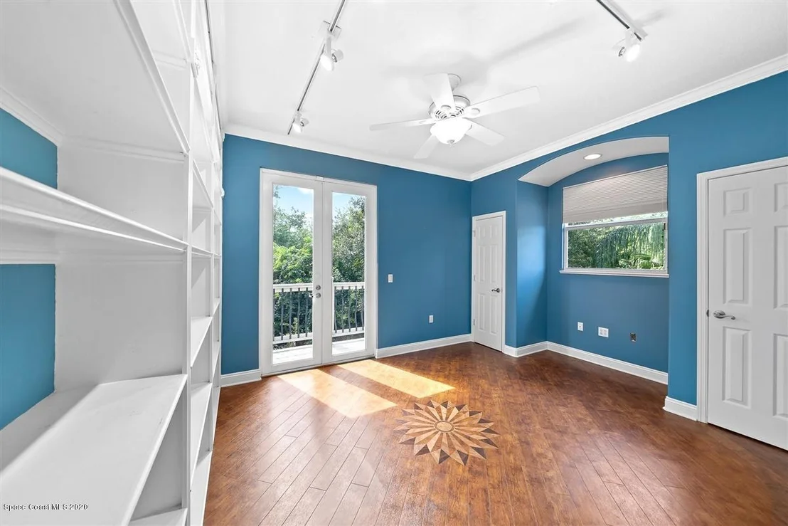 Photo of 1338 Silver Lake Drive